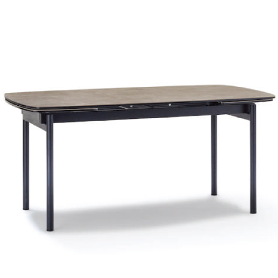 モーダ・エン・カーサ MOLTO extension table ダイニングテーブル